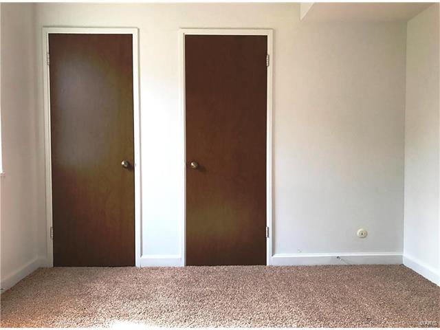 9031 Wrenwood Lane, St Louis, MO 63144