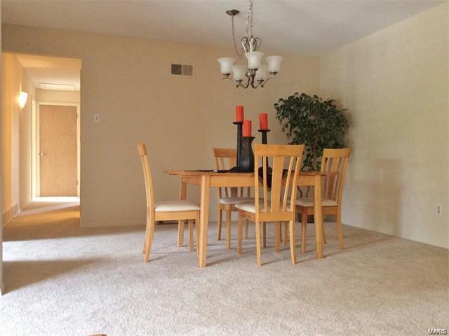 11999 Villa Dorado Drive, St Louis, MO 63146