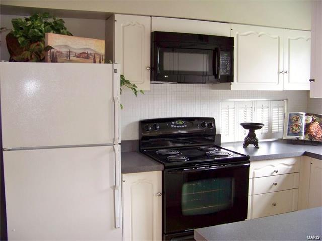 11999 Villa Dorado Drive, St Louis, MO 63146