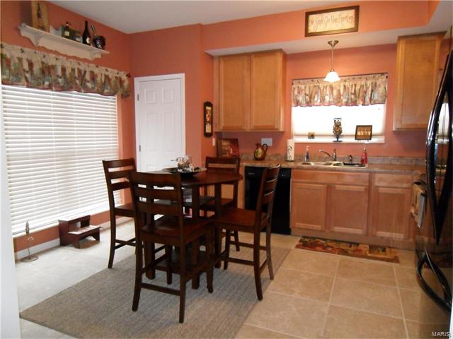 1608 Westport Cove, St Louis, MO 63146