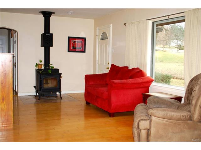 1200 Schulte Road, St Louis, MO 63146