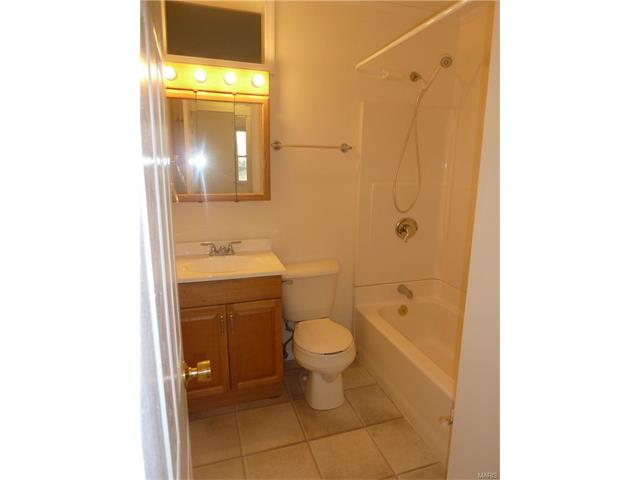1330 Barkman Drive, Unincorporated, MO 63146