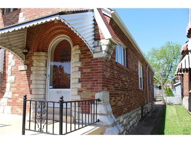 8639 Partridge Avenue, St Louis, MO 63147
