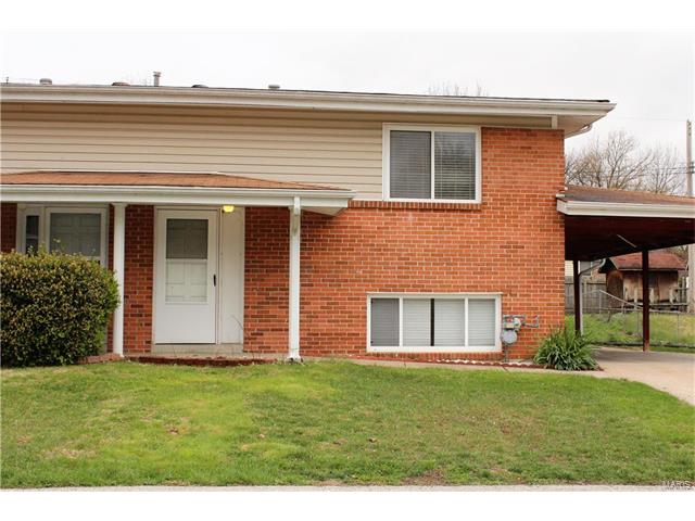 3339 Elm, St Charles, MO 63301