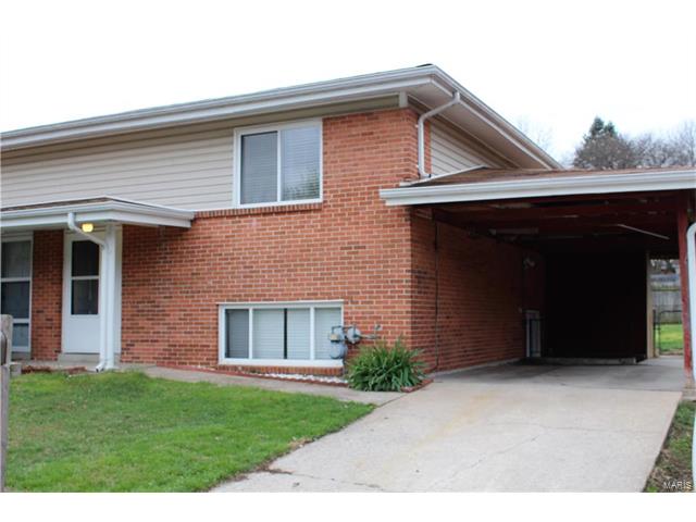 3339 Elm, St Charles, MO 63301