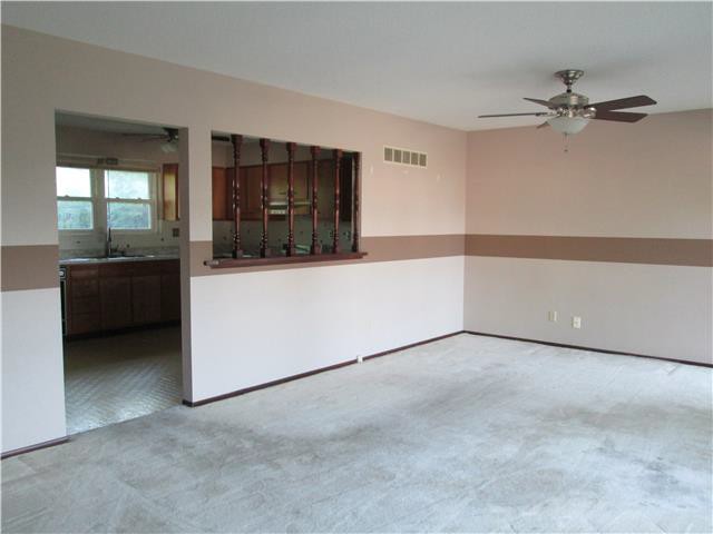 409 Thomas AveSaint Charles, MO, 63301Saint Charles County