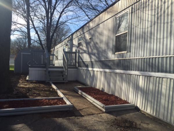 Sunnydale Mobile Home Park 104 Greendale DrSaint Charles, MO 63301