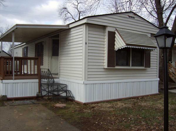 Fox Run Mobile Estates 9 N. OverbrookSaint Charles, MO 63301