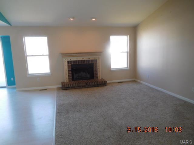 3370 Saddleridge, St Charles, MO 63301