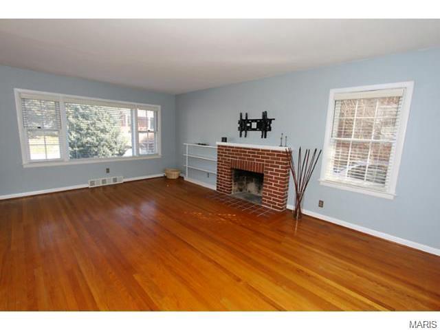 1907 Mcnair Place, St Charles, MO 63301