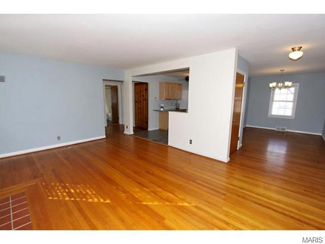 1907 Mcnair Place, St Charles, MO 63301