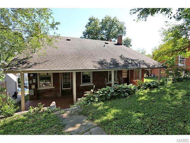 1015 North 4th, St Charles, MO 63301