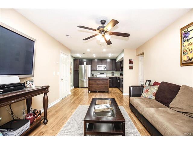 1600 Summergate, St Peters, MO 63303