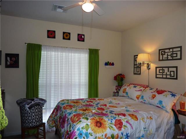 95 Scenic Cove Lane, St Charles, MO 63303