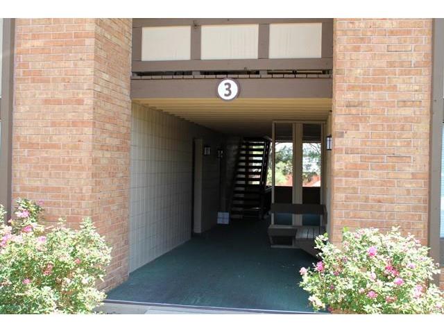3 Fairways, St Charles, MO 63303