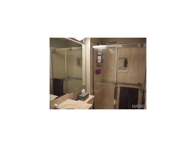 1604 Lincoln Drive, St Charles, MO 63303