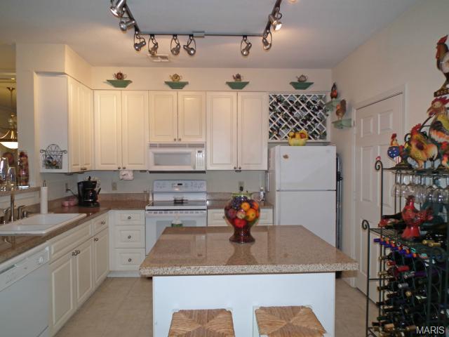 218 Babbling Brook Lane, St Charles, United States 63303