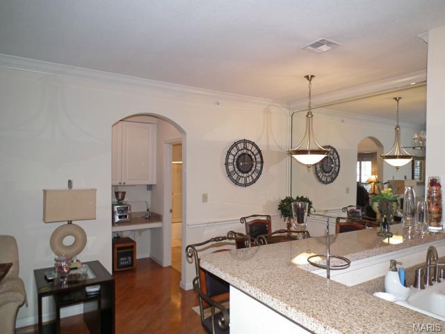 218 Babbling Brook Lane, St Charles, United States 63303