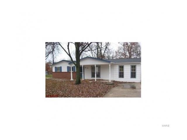 37 David Drive, St Charles, MO 63304