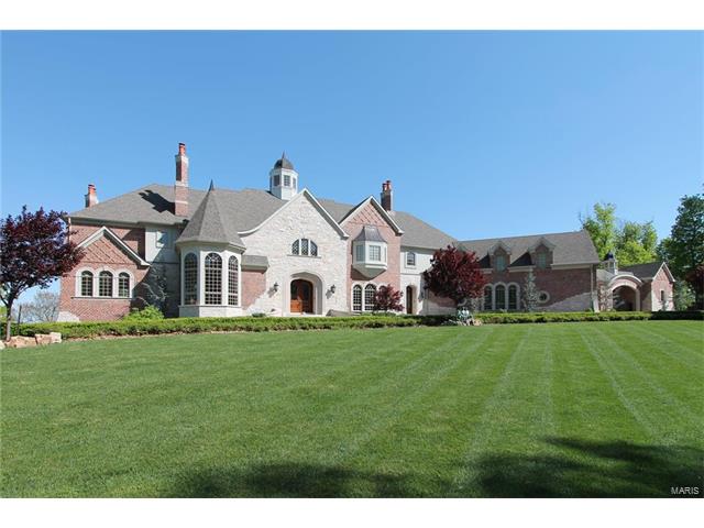 1 Upper Whitmoor Drive, Weldon Spring, MO 63304