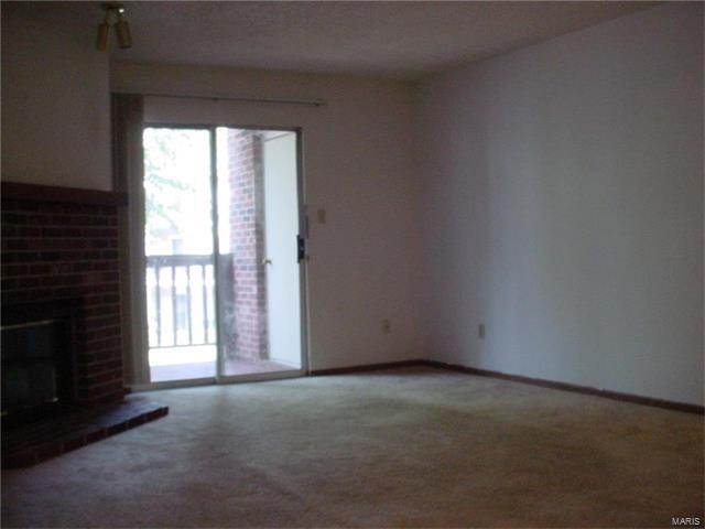 128 Shirley Ridge Drive, St Charles, MO 63304