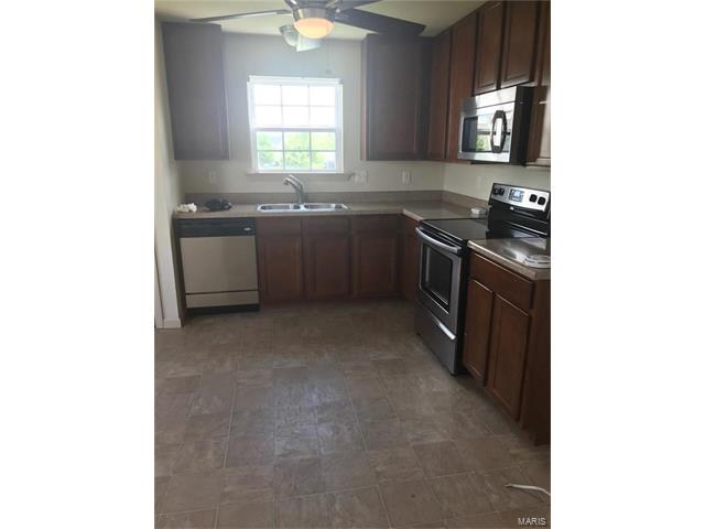 1321 Piedmont, St Peters, MO 63304