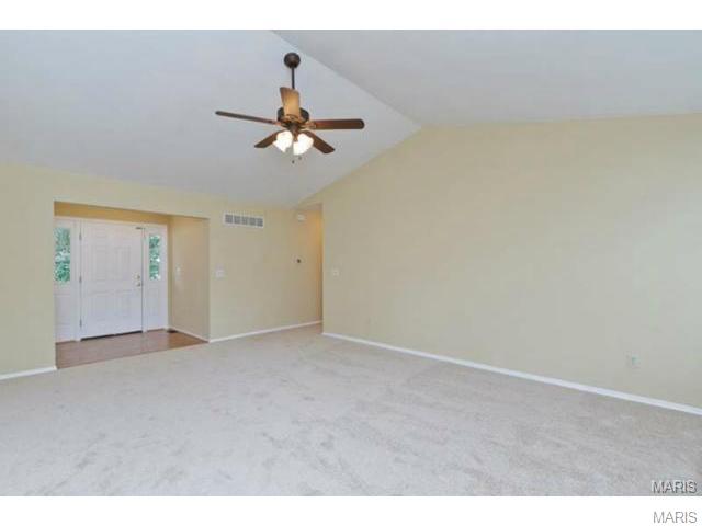 4084 Ramona Lane, St Charles, MO 63304
