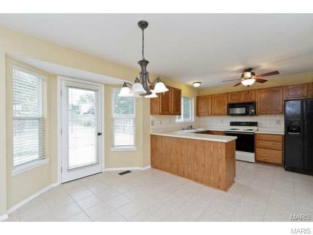 4084 Ramona Lane, St Charles, MO 63304