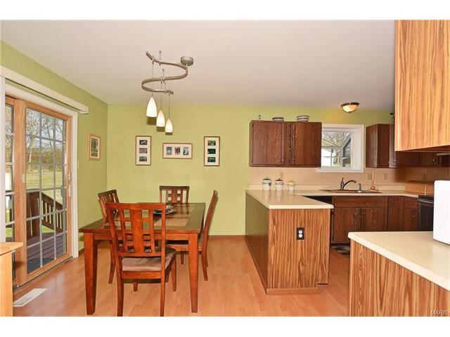 9 Donald Drive, St Charles, MO 63304