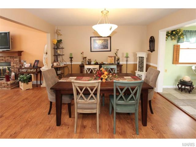 11 Running Waters Court, St Charles, MO 63304