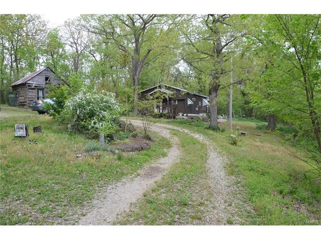 1870 Schluersburg Road, Augusta, MO 63330
