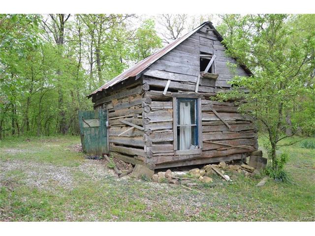 1870 Schluersburg Road, Augusta, MO 63330