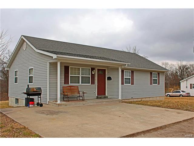 605 West Lee, Bowling Green, MO 63334