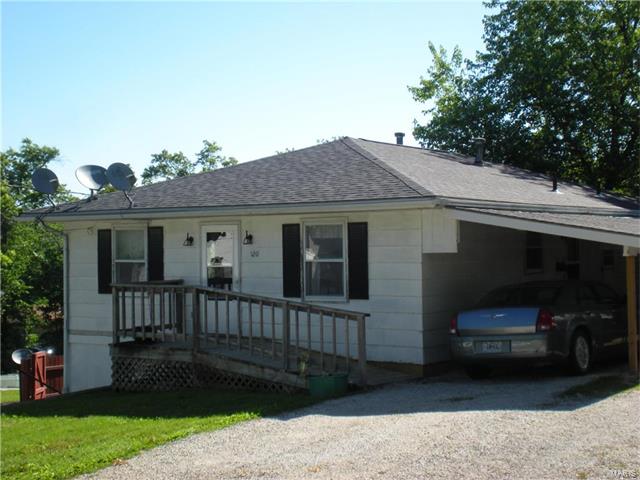 120 North St. Charles, Bowling Green, MO 63334