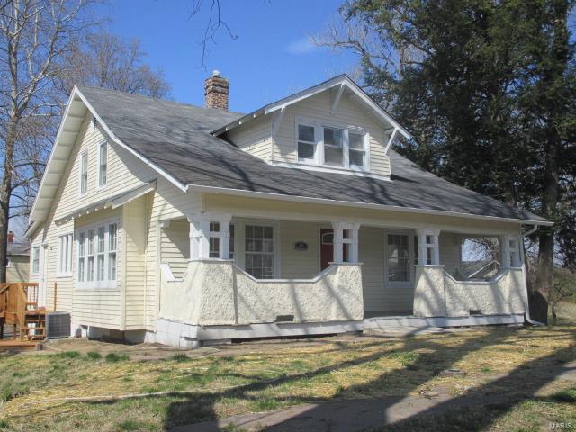 301 Brownsmill Road, Elsberry, MO 63343