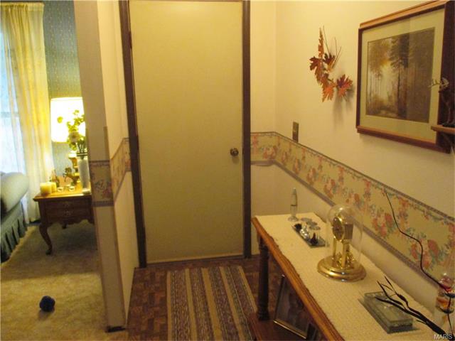 207 Horse Shoe Lane, Elsberry, MO 63343