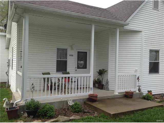 632 West Lincoln, Hawk Point, MO 63349