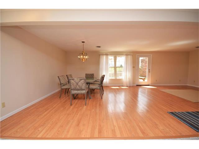 29442 State Highway Y, Jonesburg, MO 63351