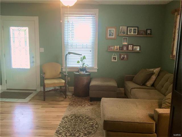 302 East Main Street, Marthasville, MO 63357