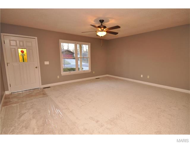 184 Gainsborough, Lake Sherwood, MO 63357