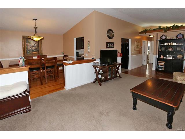 206 Birmingham Drive, O Fallon, United States 63366