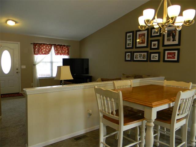 1710 Oakwood Drive, O Fallon, MO 63366