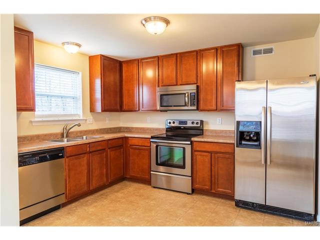 7114 Welsh Drive, Lake St Louis, MO 63367