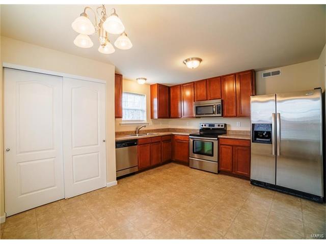 7114 Welsh Drive, Lake St Louis, MO 63367