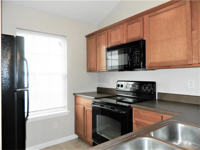 3301 Spring Creek, O Fallon, MO 63368