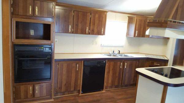 Tee Kay Mobile Manor 41 Tee Kay Mobile Home ManorO Fallon, MO 63368