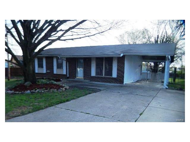 26 Blackwood Lane, St Peters, MO 63376