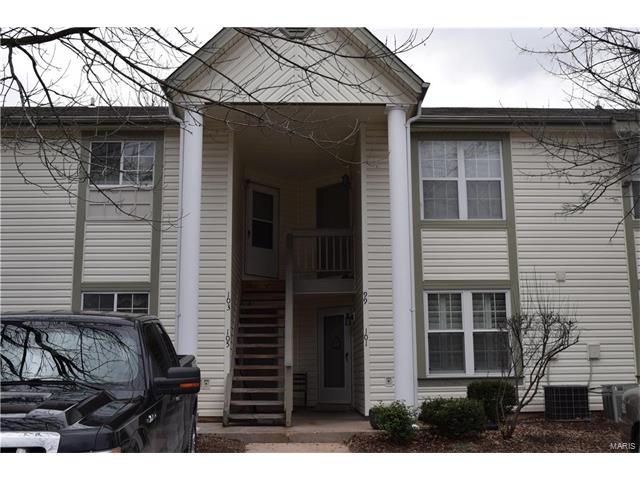 105 Sugar Bend Ct, St Peters, MO 63376