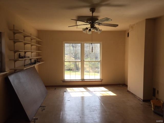 4004 West Drive, St Peters, MO 63376