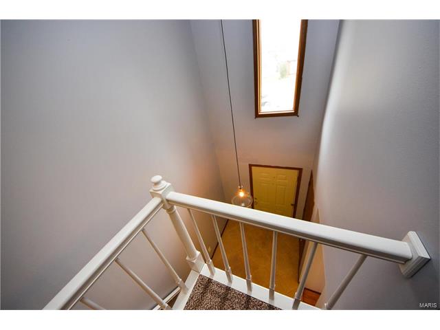 52 Thistledale Court, St Peters, MO 63376